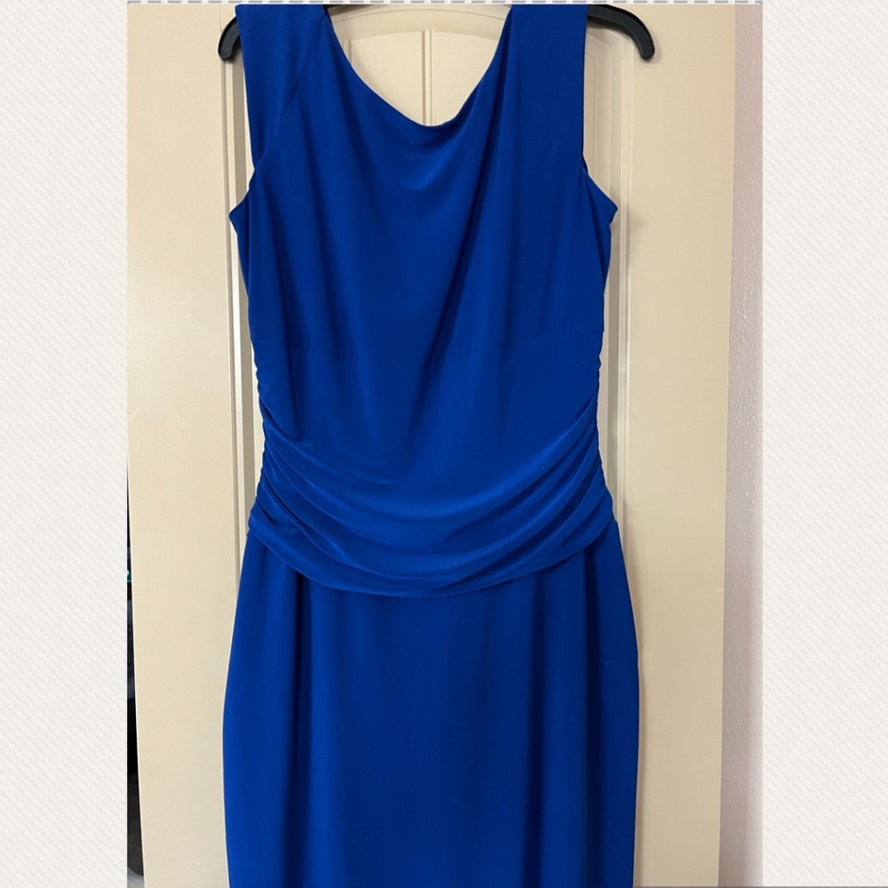 fitted sleeveless dress